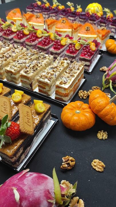 Kırıntı Elmas Luxury Patisserie