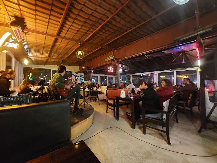 Mavi Selvi Cafe&bar Kır Bahçesi