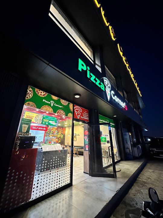 Pizza Han Corner’s