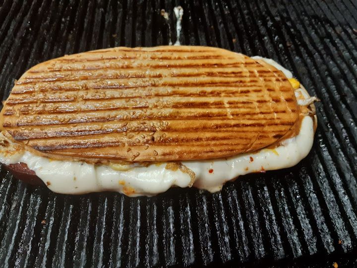 Zeki Bufe Tost ve Köfte