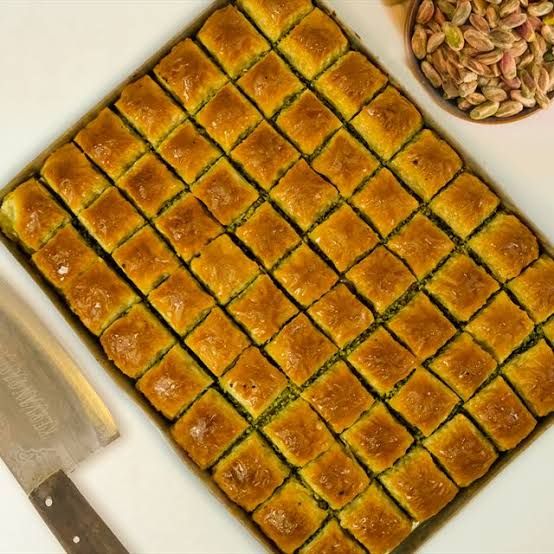 Bal Pastanesi