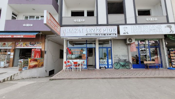 Arakli Leziz Pide