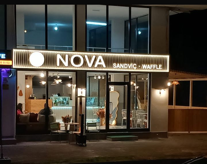 Nova sandviç waffle