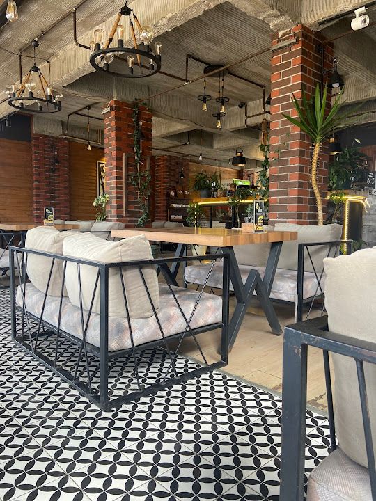 Rubix Cafe