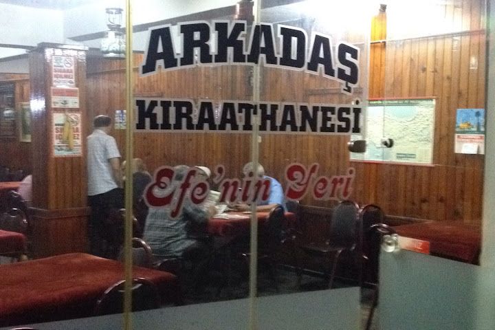 Arkadaş Kıraathanesi