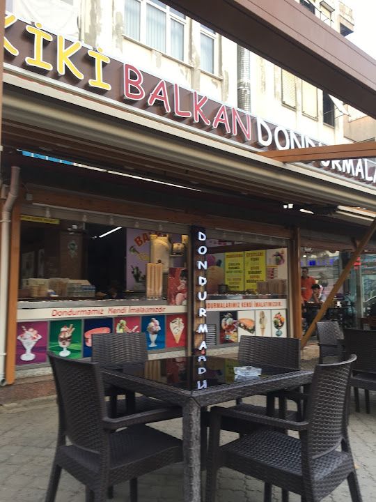 Hakiki balkan dondurmaları