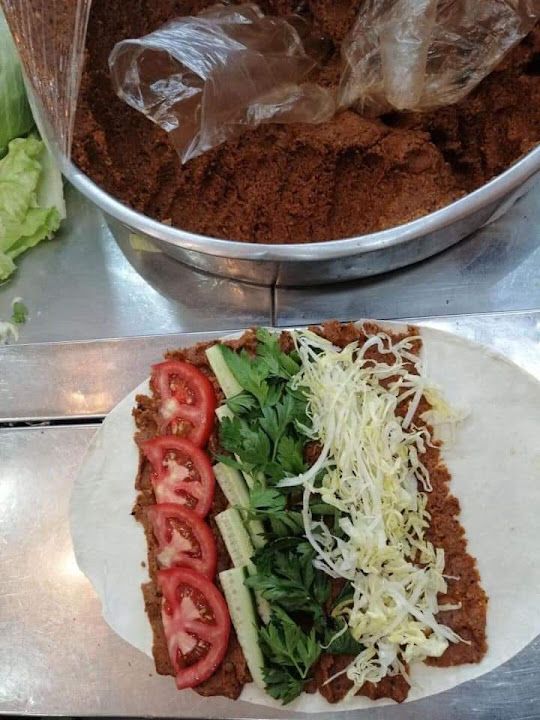 Adiyamanli Çiğköfteci Hüseyin Usta