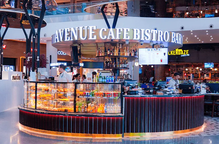 Avenue Bar & Bistro