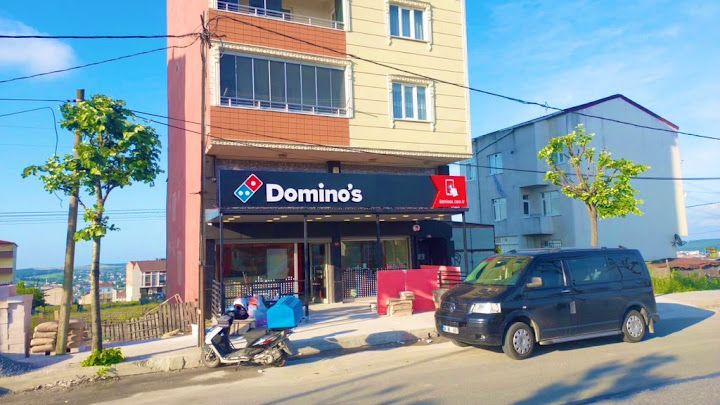 Domino's Pizza Arnavutköy Kıbrıs Caddesi