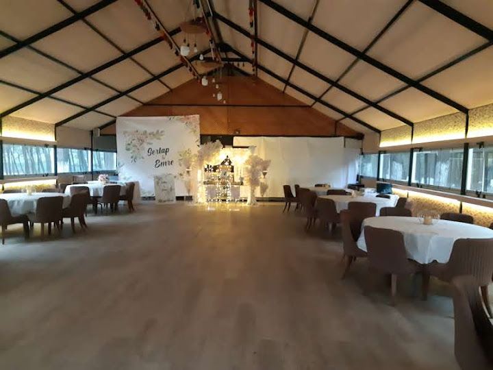 Kozalak Cafe Resturant Tesisleri