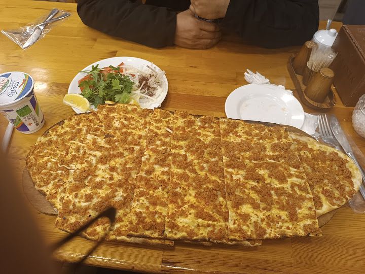 Musa Usta Kahvalti & Pide Salonu