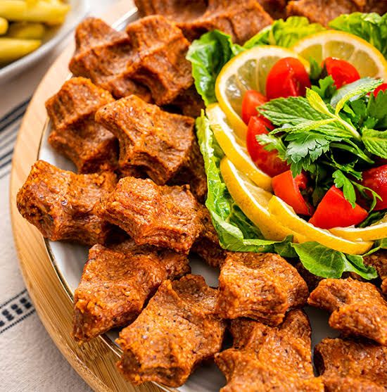 Derin Adıyaman Çiğköftecisi Arsin