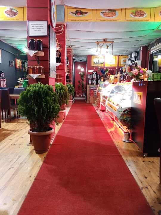 Gölcük Ocakbaşı Restaurant Kahvaltı Ve Et Lokantası