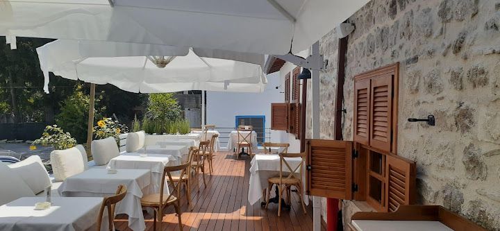 Arsuz Petek Pastanesi