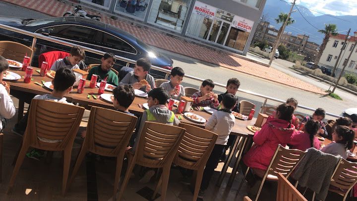 Arsuz Pizza Queen's