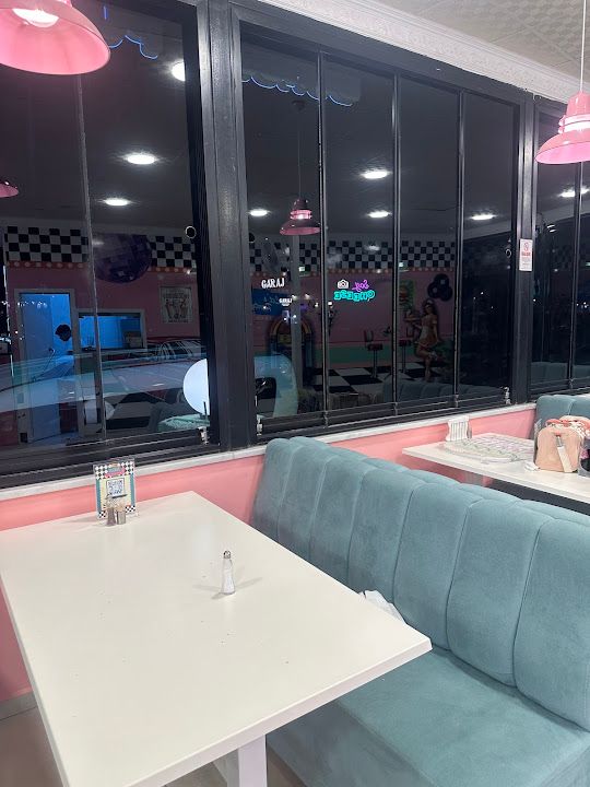 Lemiss Burger Pub