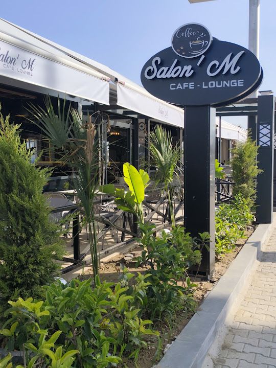 Salon’m Cafe - Lounge