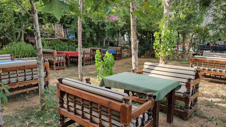 Bahçebaşı Cafe & Restaurant