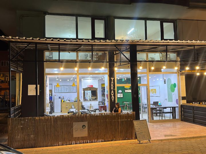 Di pesto kitchen and coffee