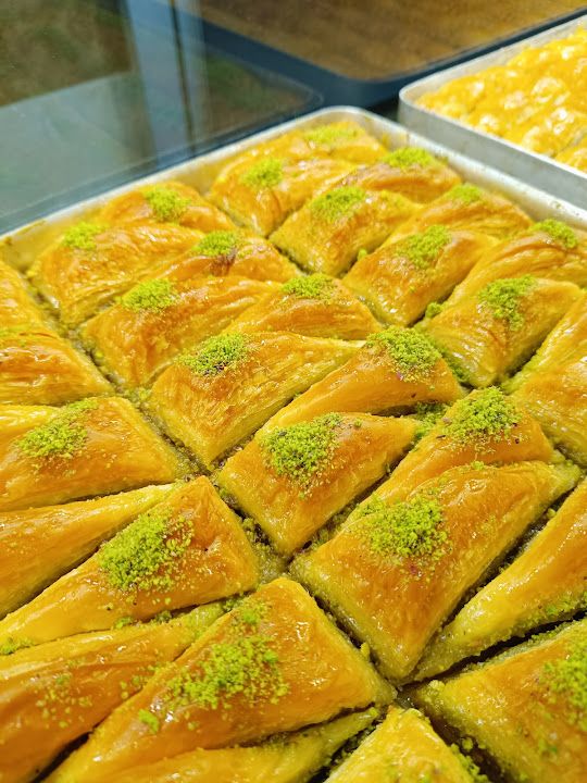 Lezzet Paşa Baklava & Çiğköfte