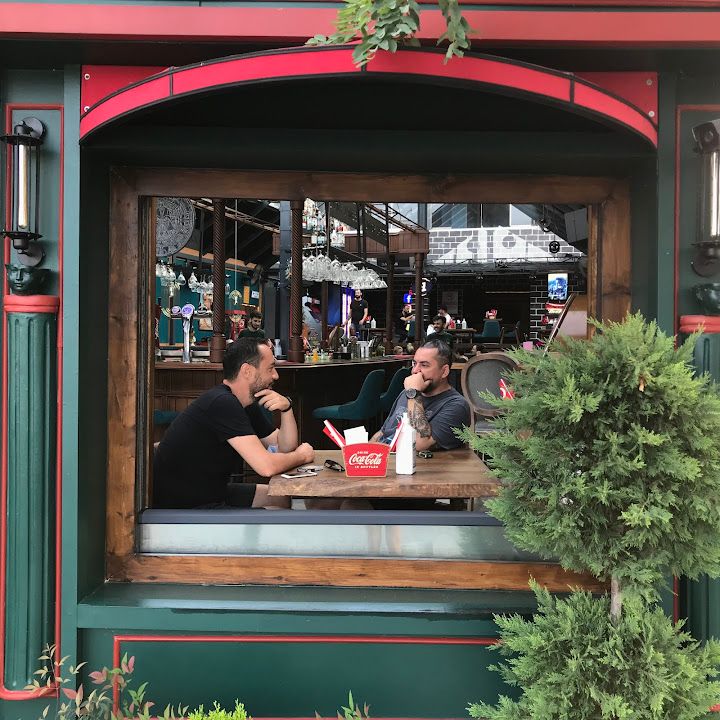 Jimmy James Bar - Fine Beer & Barbeque