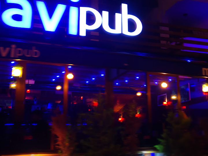 Mavi Pub