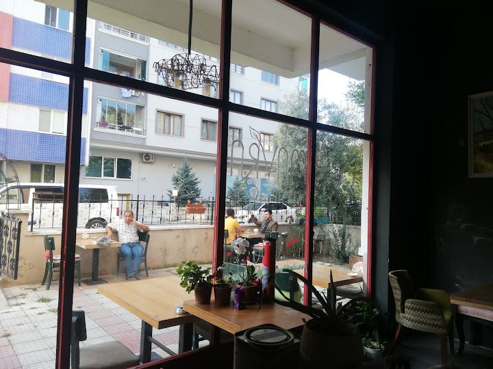 Mavra Kitap / Vegan Kafe