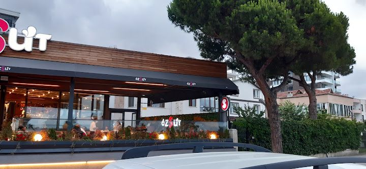 Özsüt Cafe Atakent