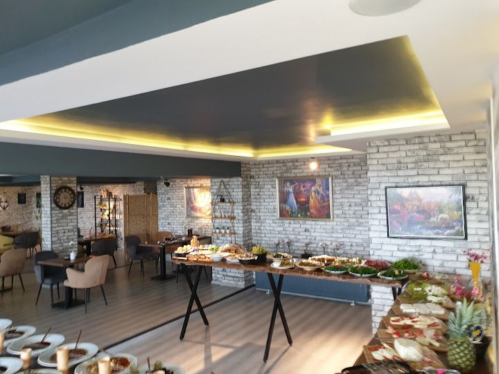 Tarihi ortakoy kumpircisi Nirvana cafe
