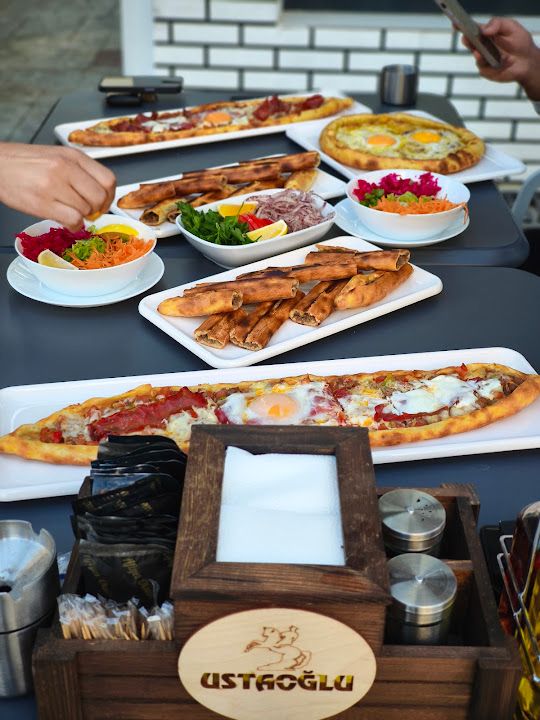 USTAOĞLU LAHMACUN & PİDE