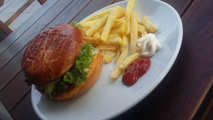 Alâ Et Mangal