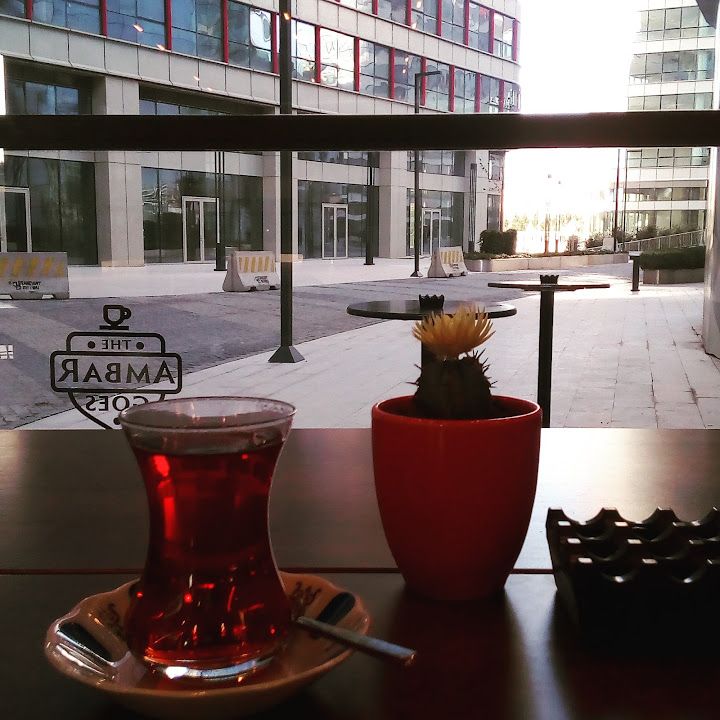 Ambar-goes Cafe