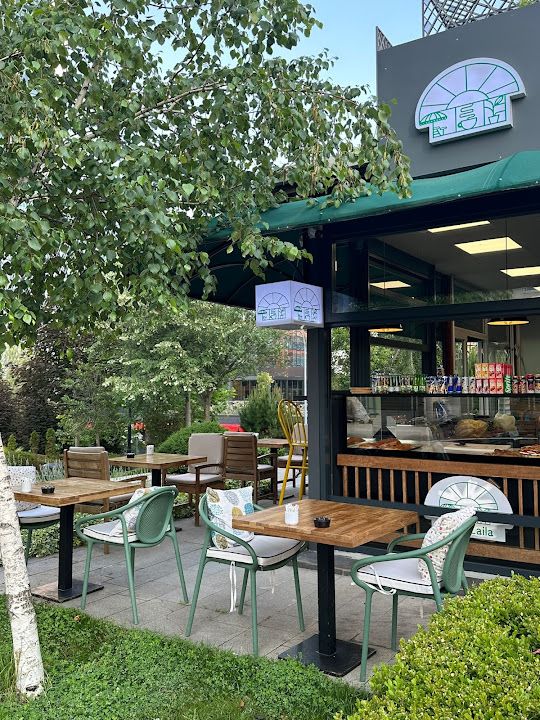 Cafe Laila