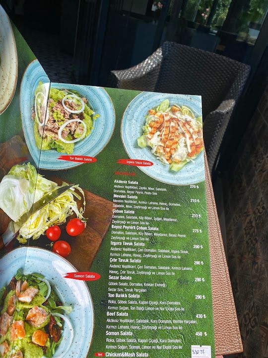 Hook Cafe & Bistro