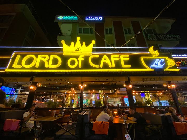 LORD OF CAFE