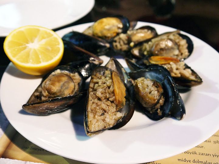 Midyeci Ataşehir Midye Dolma & Çiğ Köfte (24 Saat Her Bölgeye Paket Servis )