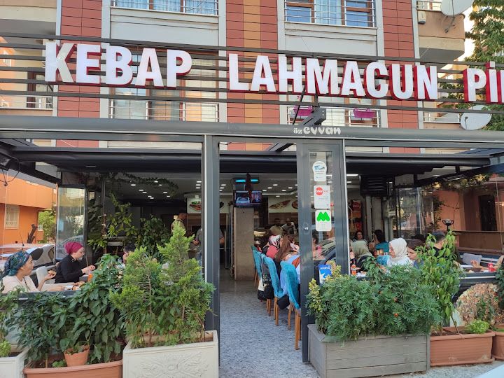 Öz Eyvan Kebap Lahmacun Kayışdağ