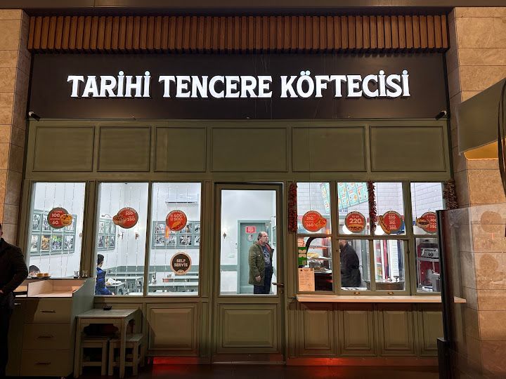Tarihi Tencere Köftecisi
