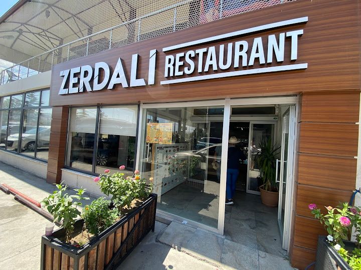 Zerdali Cafe & Restaurant