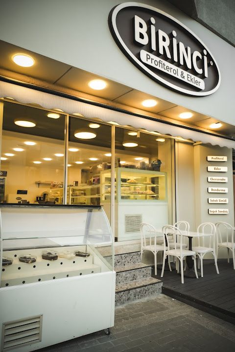 Birinci Profiterol & Ekler Tatlı Dükkanı