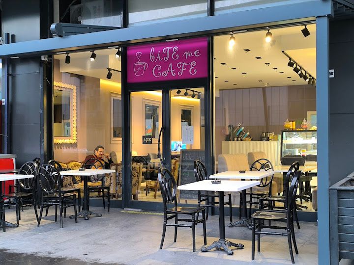 Bite Me Cafe