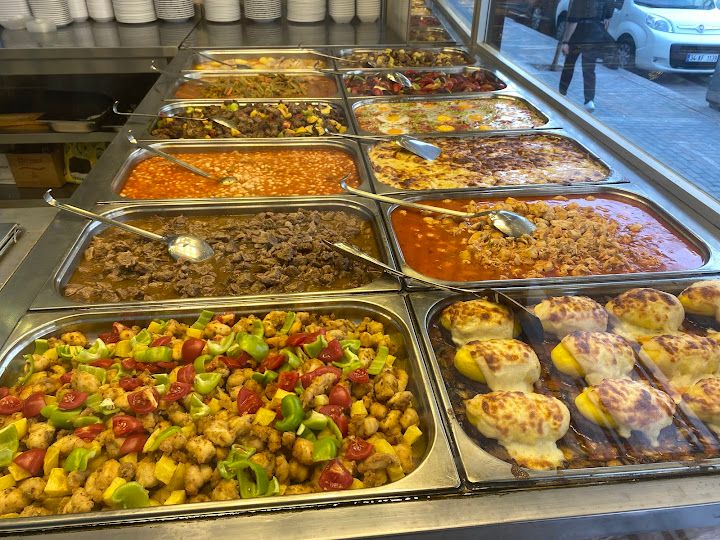 Enfes gurme self servis yemek