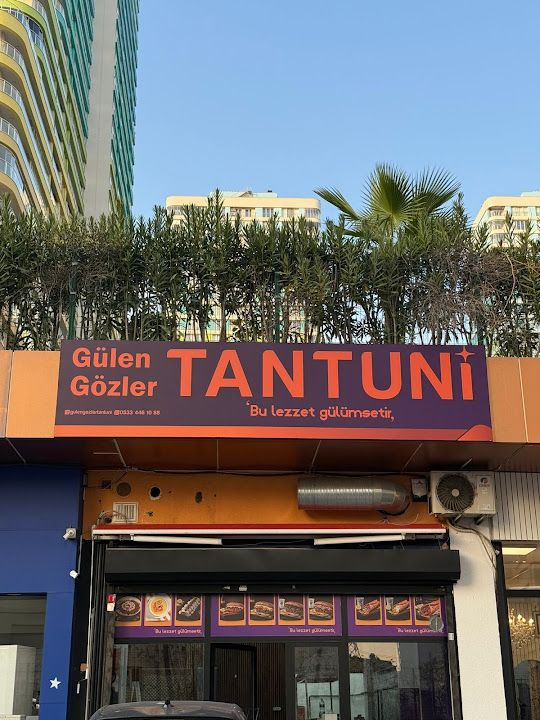 Gülen Gözler Tantuni