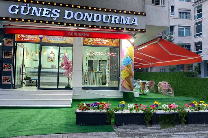 Güneş Toros Dondurma & Waffle