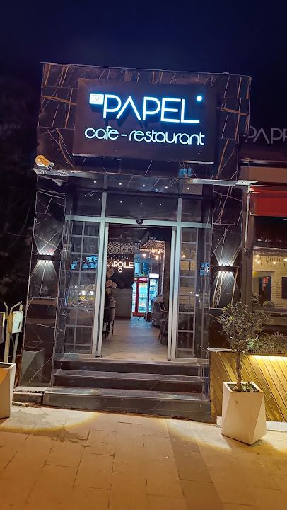 IV Papel Cafe Restaurant