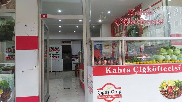 Kahta Çiğ köftecisi