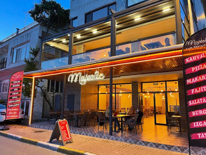 Majestic Restaurant Avcilar