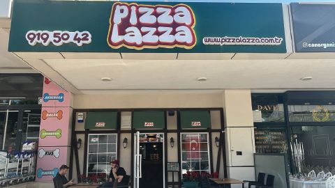 Pizzalazza - Ispartakule