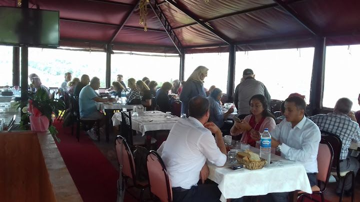 Mola Piknik Restaurant