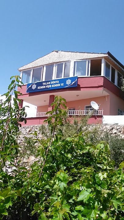 Yalan Dùnya Kendin Pişir